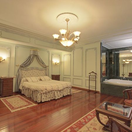 Pazo De Monterrei Hotel Оуренсе Екстериор снимка