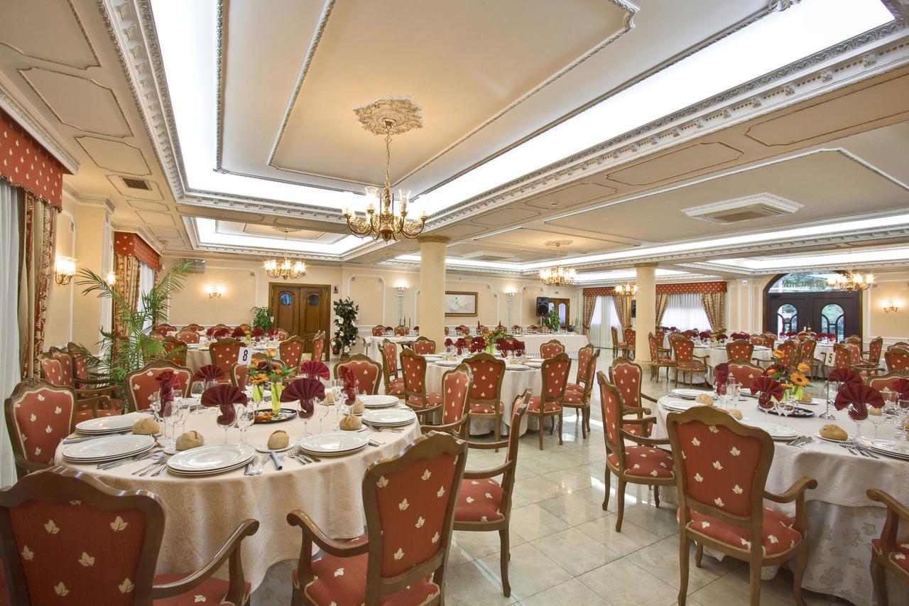Pazo De Monterrei Hotel Оуренсе Екстериор снимка